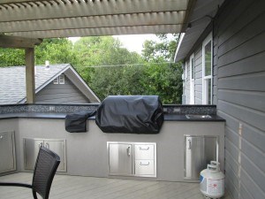River City Deck and Patio: Major Advantages of Having a Sunroom at Your Home